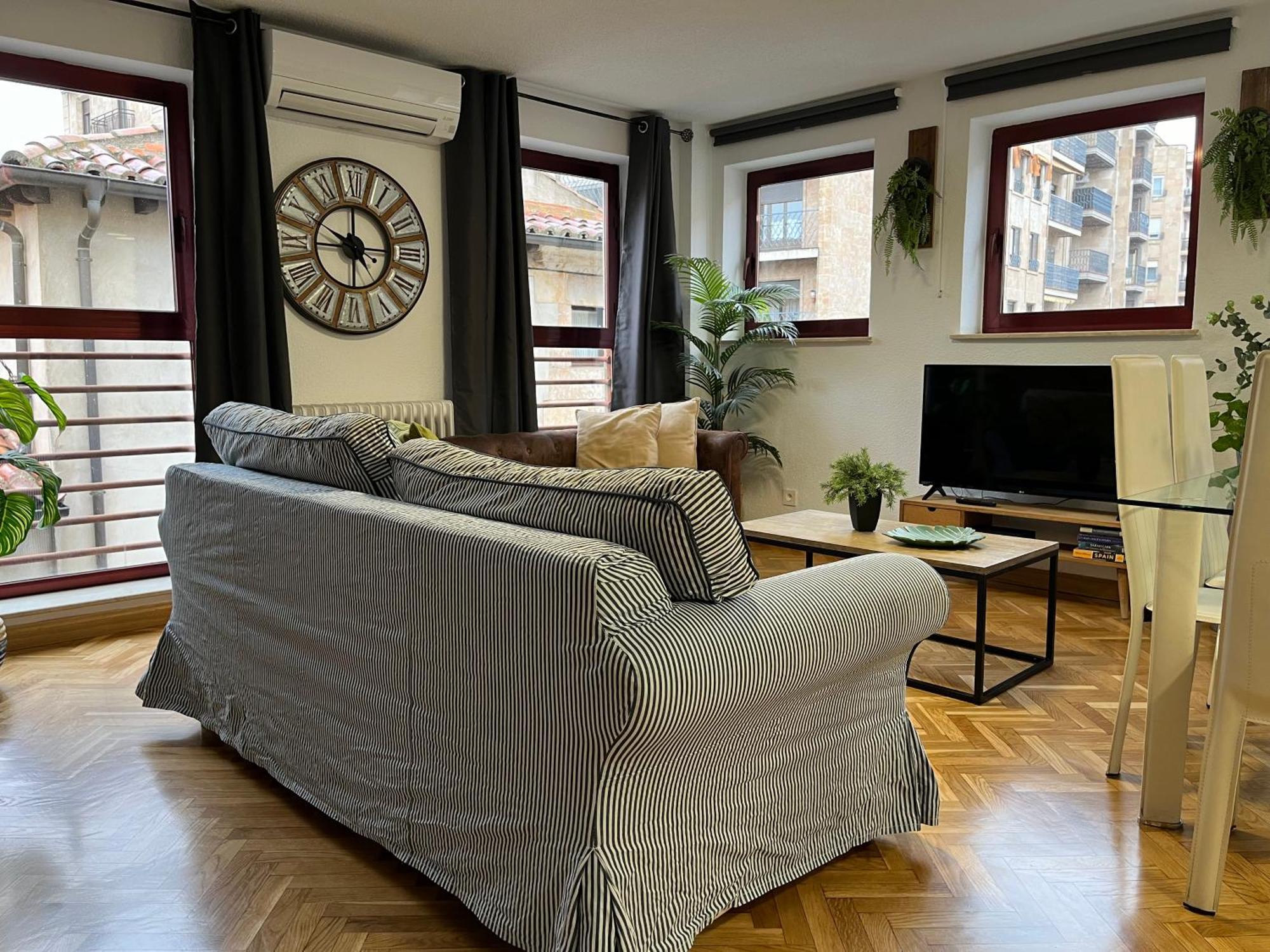 Apartment Duplex Laranitasalmantina *